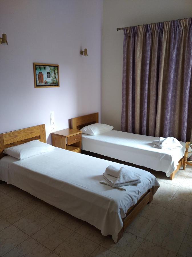 Hotel Ion Kamena Vourla Exteriör bild